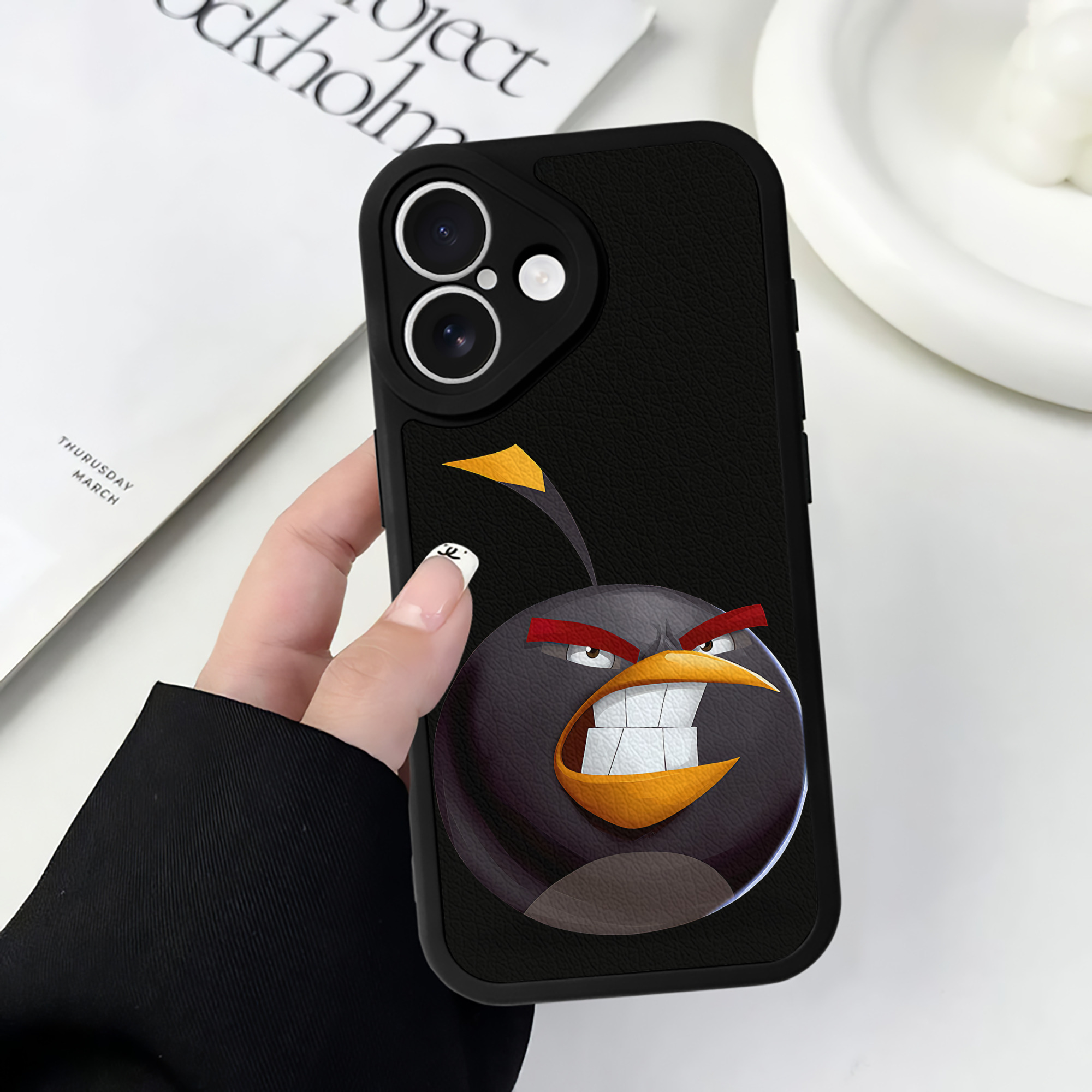 （画像用） Angry Birds アングリーバード 【iPhone 16シリーズ対応】シリコンスマホケース（レザー調） 材質：シリコン